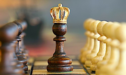 removing senescent cells alzheimers chess pawn on board becomes king