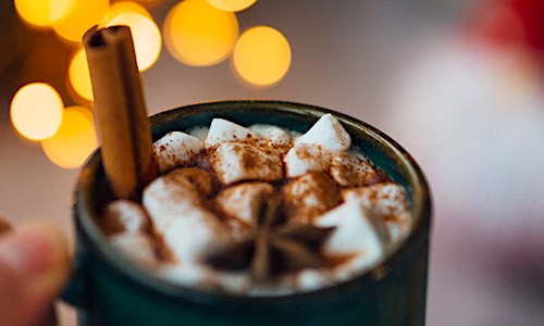 Breaking The Winter Blues & More: Can Drinking Hot Cocoa Make Your Brain Smarter & Healthier?